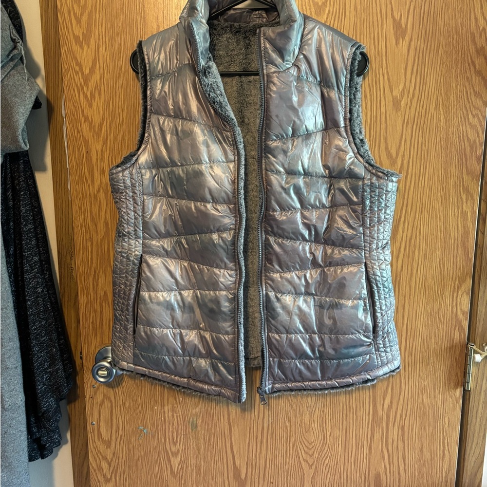 Women's Gray Quilted Vest